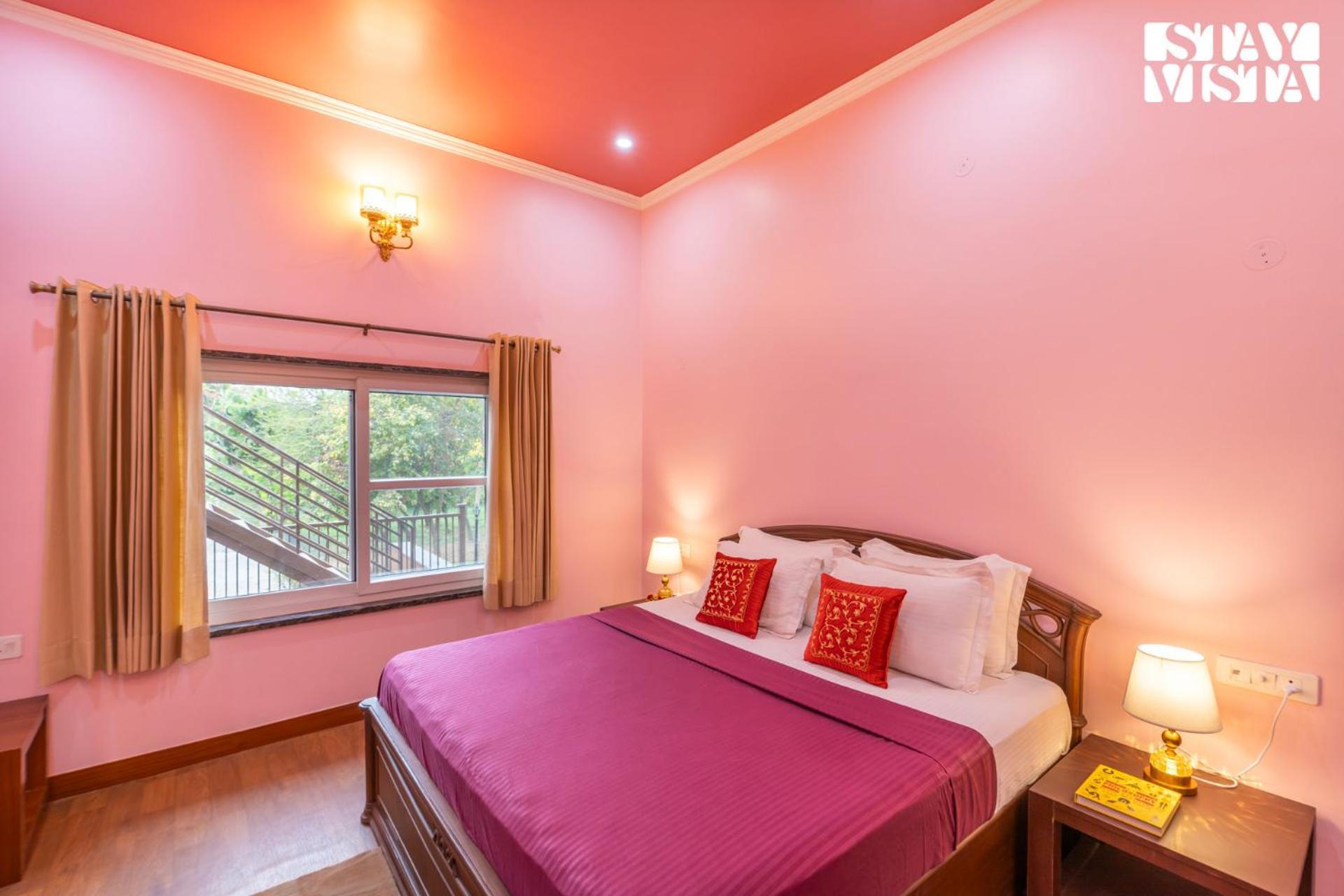 Stayvista At Maple Farms With Pool, Bbq & Bonfire Sohna Exterior foto